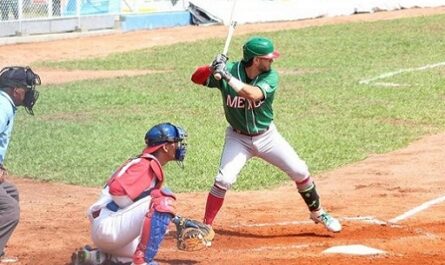 La selección de béisbol de Cuba debutó hoy con derrota de 0-4 ante su similar de México, en el inicio del béisbol correspondiente a los XXIV Juegos Centroamericanos San Salvador 2023.