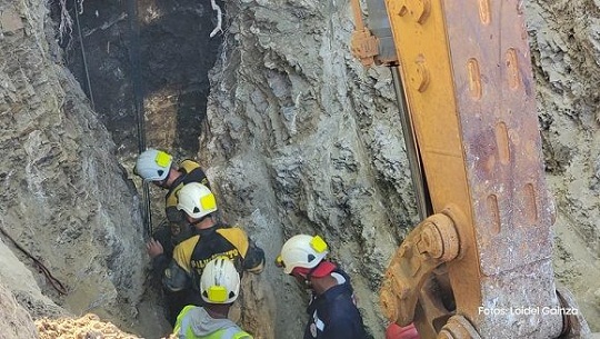 El camarógrafo del Telecentro MoaTV, Alexudis Leyet, informó que las fuerzas de rescate ya llegaron hasta Fernando Herrera Ramírez, quien cayera a un pozo este domingo cuando realizaba un mantenimiento del mismo.