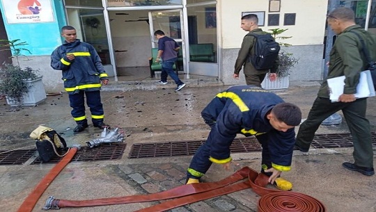 Sofocado incendio en sede de emisora radial de Cuba