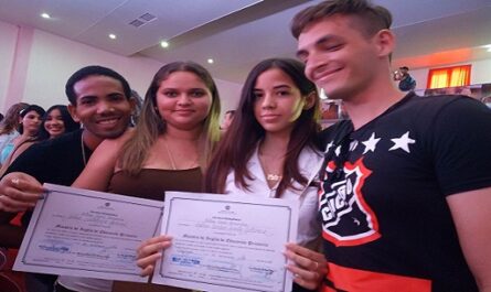 Celebrada décima graduación de la Escuela Pedagógica en Cienfuegos