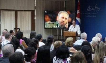 Aboga Cuba por vínculo fluido y estable con su emigración