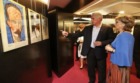 Visita Díaz-Canel la Fundación José Saramago (Foto tomada de Prensa Latina)