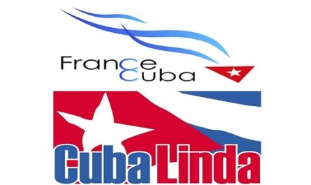 Demandan en Francia respetar a Cuba y dejar de agredirla (Foto tomada de Prensa Latina)
