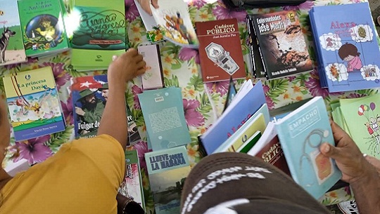 Como parte de las actividades del Festival del Libro en la montaña, varios escritores de la provincia llegan con presentaciones, paneles e intercambios con pobladores, hasta comunidades del Macizo de Guamuhaya