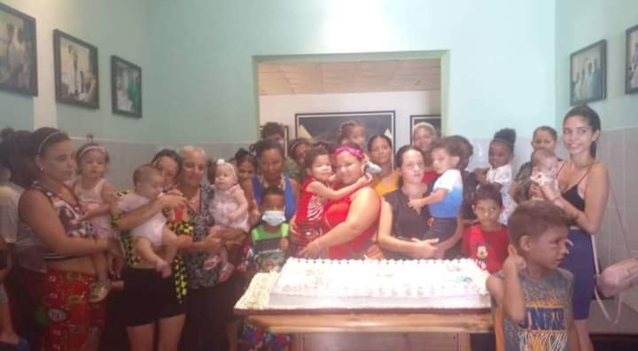 Celebración del día de los niños en Hospital Pediátrico de Cienfuegos. Fotos cortesía de la autora