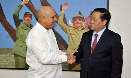 Partidos comunistas de Cuba y Vietnam estrechan lazos