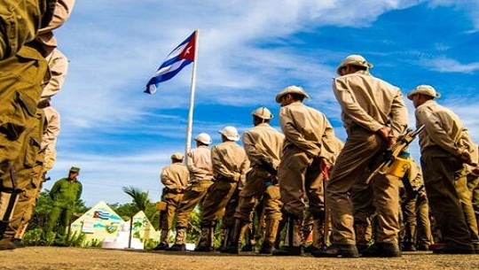 Felicitan Raúl Castro y Díaz-Canel a ejército juvenil de Cuba