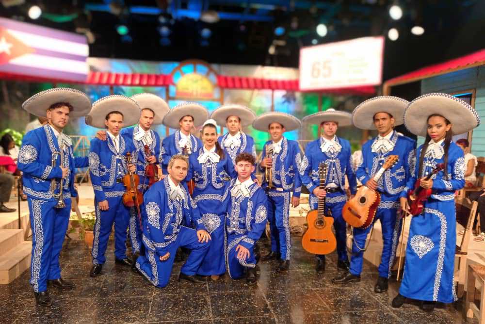 Actuación de los Galanes aztecas en el programa televisivo Palmas y cañas, meses atrás.