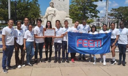 Despiden delegación cienfueguera a la Asamblea nacional de la FEEM