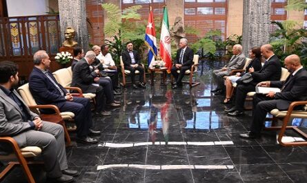 Presidente cubano Miguel Díaz-Canel recibe a vicepresidente de Irán