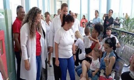 Inició en Cienfuegos estudio de intervención con vacuna antineumocócica cubana Quimi-Vio (2)