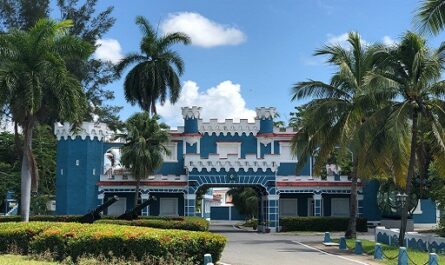 En Cienfuegos: páginas de héroes e historias navales cubanas