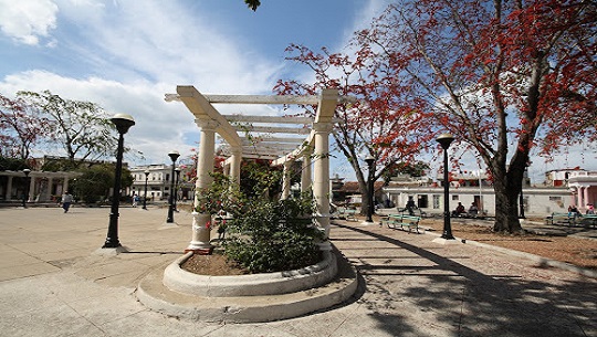 🎧 Conozca a Cienfuegos: Parque Villuendas