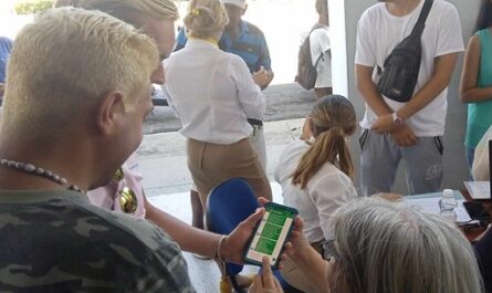 Sobresalió la asesoría a adultos mayores en Feria Tecnológica cienfueguera