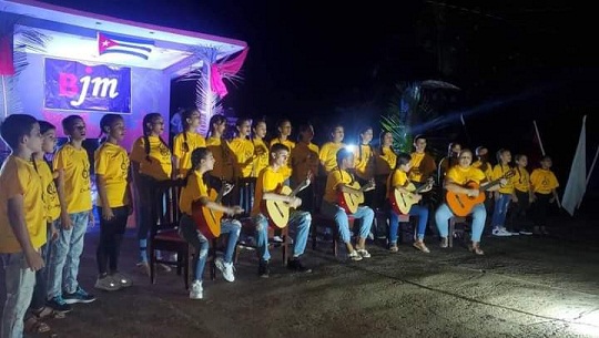 Celebran en Rodas aniversario 19 de las Brigadas de Instructores de Arte “José Martí”