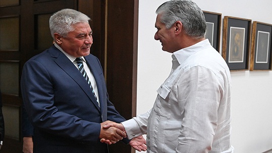 Dialogó Díaz-Canel con ministro del Interior ruso