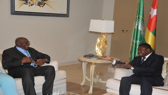 Vicepresidente Valdés Mesa llegó a Guinea Bissau en visita oficial