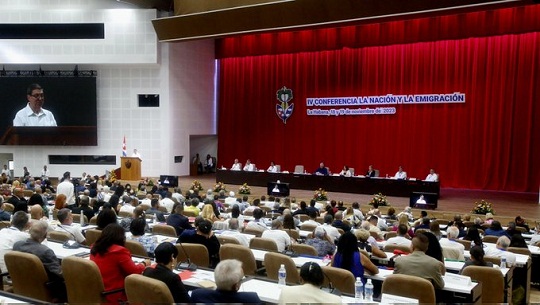 Respetuosos debates en Conferencia la Nación y la Emigración