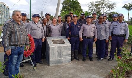 Policía Nacional Revolucionaria (PNR)