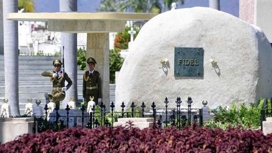 Peregrinan en Cuba hacia sitio de descanso eterno de Fidel Castro