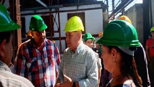 Recorre Morales Ojeda enclaves económicos en Cienfuegos