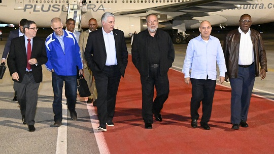 Díaz-Canel regresa a Cuba tras gira por Medio Oriente