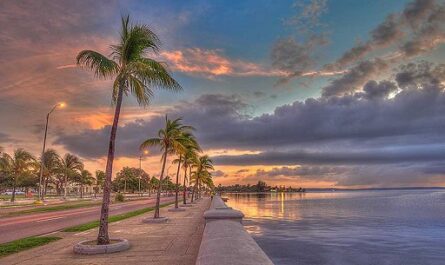 El Malecón, un recorrido a través del tiempo