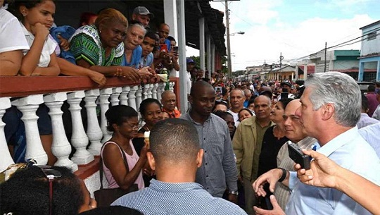 Presidente Díaz-Canel chequea prioridades en provincia de Cuba
