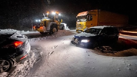 🎧 Mal tiempo azota la parte europea de Rusia provocando accidentes en carreteras