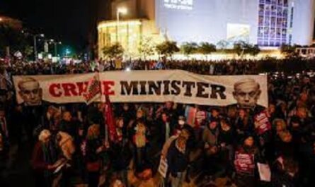 Miles de personas protestan en Israel contra Netanyahu