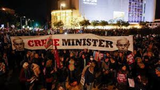 🎧 Miles de personas protestan en Israel contra Netanyahu