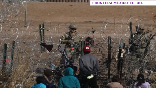 🎧 Texas desafía a Washington y rechaza retirar el alambre de púas en su frontera con México