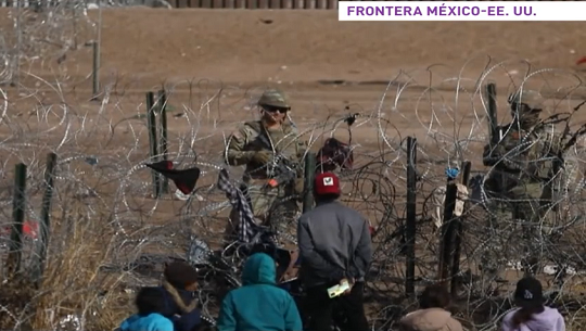 Texas desafía a Washington y rechaza retirar el alambre de púas en su frontera con México