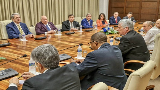 Recibió Díaz-Canel a delegación del sector agrícola de EE.UU.
