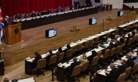 Asiste Díaz-Canel a inauguración de Congreso de Educación en Cuba