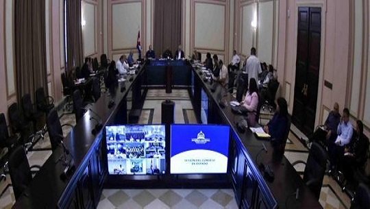 Consejo de Estado en Cuba analiza medidas para dinamizar la economía