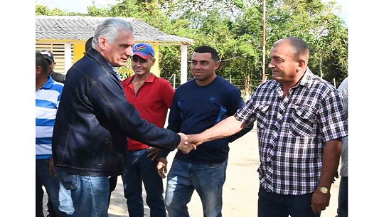 Presidente visita municipio en Sancti Spíritus