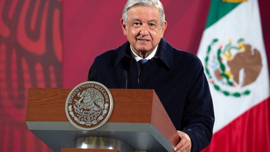 🎧 López Obrador tilda a EE.UU. de «hipócrita» por destinar fondos a la guerra y excluir la crisis migratoria