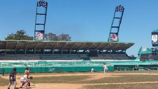 🎧  Prosiguen su accionar Torneos Nacionales de Béisbol Sub-15 y Sub-18