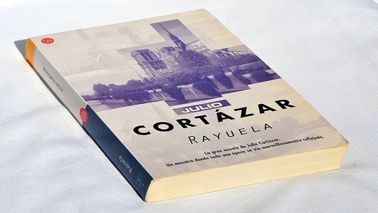 Rayuela-Julio Cortázar