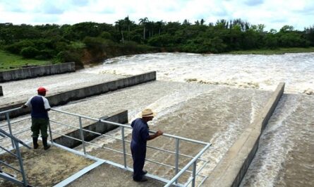 Recursos Hidráulicos y Acueductos en Cienfuegos