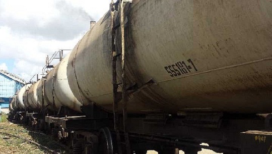 Estabilizan reparación de ferrotanques para traslado de combustible en Cienfuegos