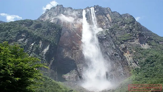 El Salto del Ángel ostenta dos impresionantes récords mundiales