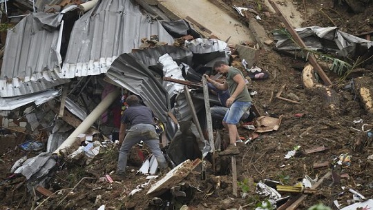 Inundaciones y deslizamientos de tierra en el sureste de Brasil