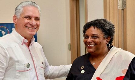 Presidente de Cuba se reunió con primera ministra de Barbados