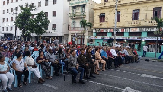 Conmemoran aniversario 63 del carácter socialista de la revolución