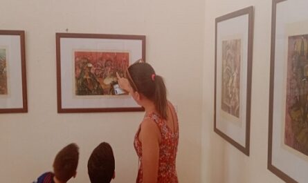 En Cienfuegos, exposición de artista pinareño de la plástica