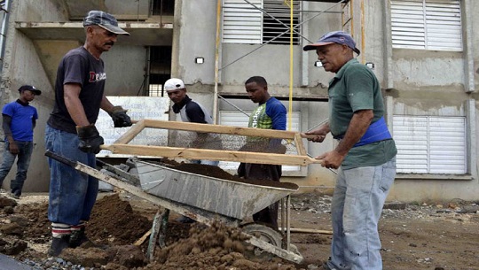 Avanza-programa-de-construccion-de-viviendas-en-Cienfuegos