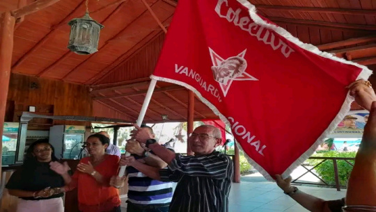 Recibe Labiofam Cienfuegos condición de colectivo Vanguardia Nacional 