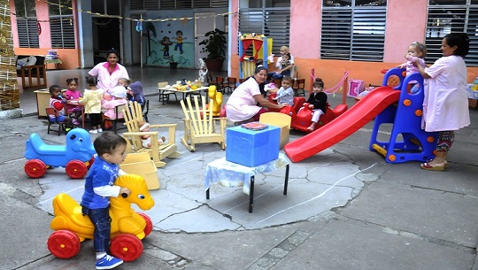 Círculos infantiles en Cuba